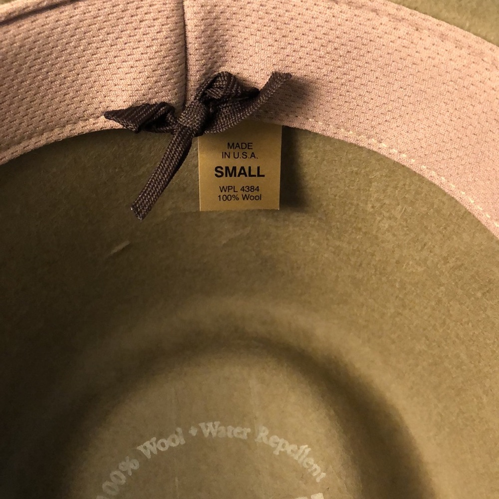 Hat - Picture 4 of 4
